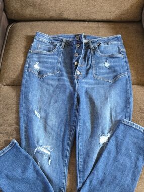 High-Rise Distressed Blue Women’s Jeans with Button Fly